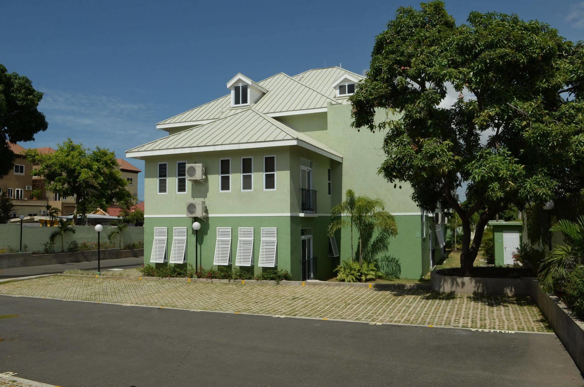 Kingsway New Kingston Guest Apartment II Luaran gambar